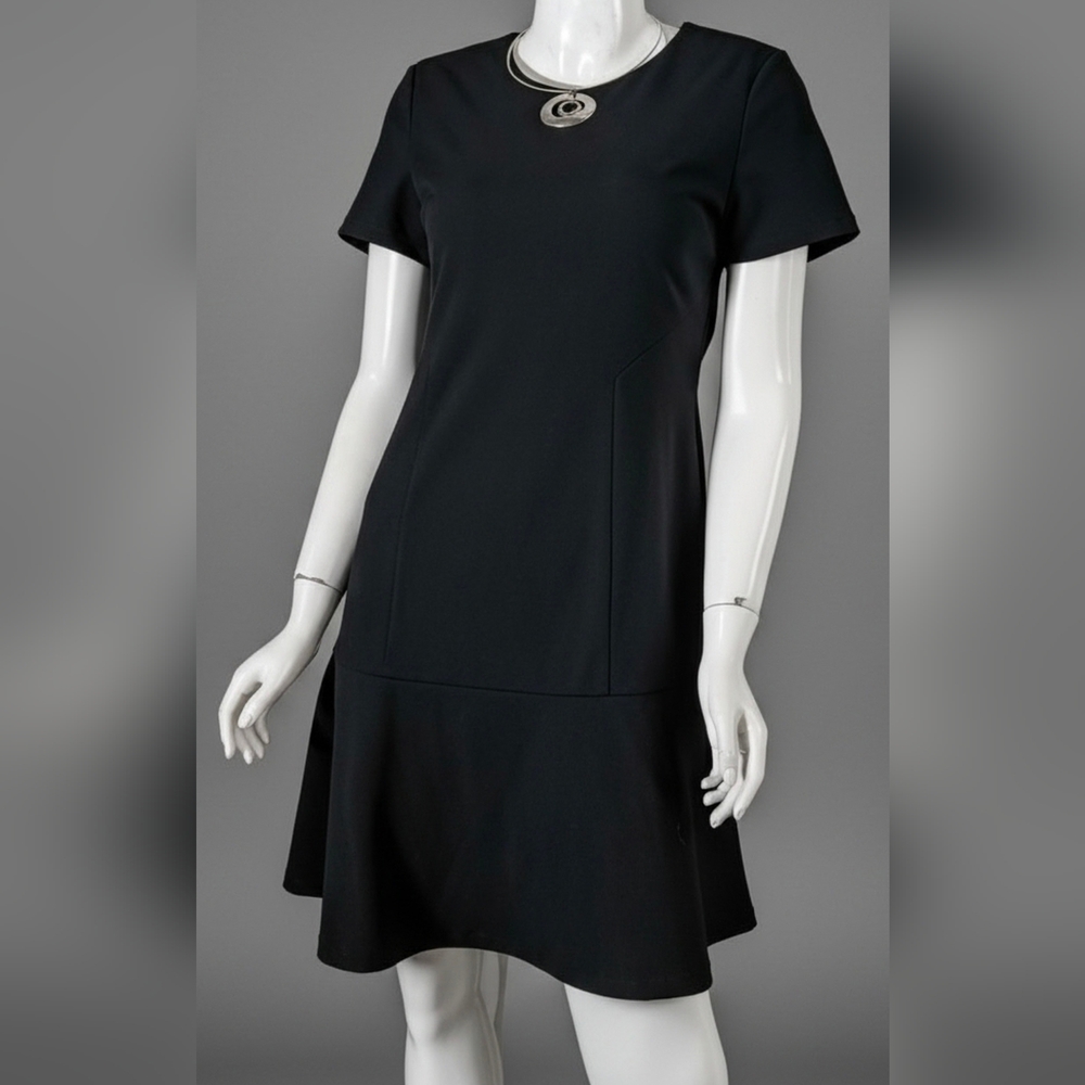 Chic Black Short Sleeve Dress